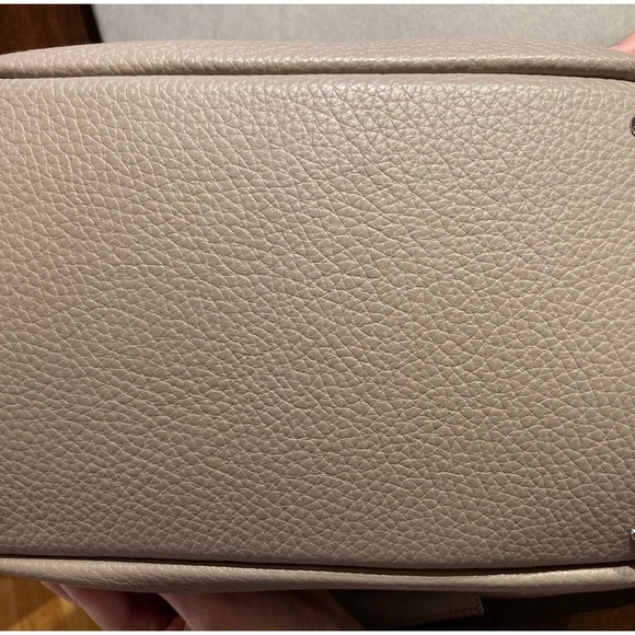 THELA MEDIUM TAUPE GREY LEATHER WITH ZIP CLOSURE TOTE BAG - Picture 3 of 9